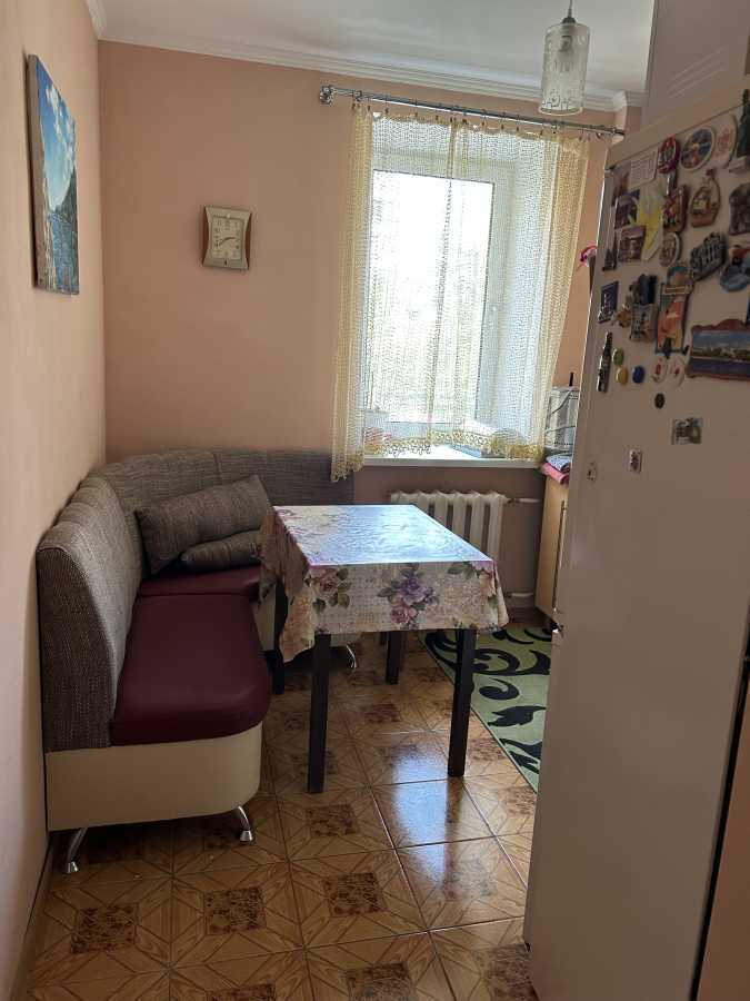 Продаж 2-кімнатної квартири 59 м², Олімпійська, 8б
