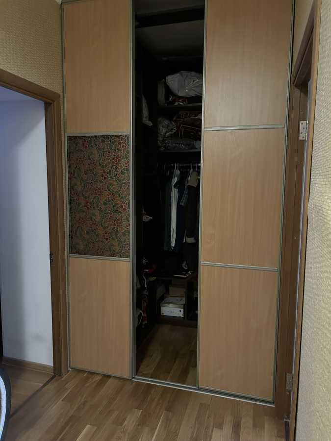 Продаж 2-кімнатної квартири 59 м², Олімпійська, 8б