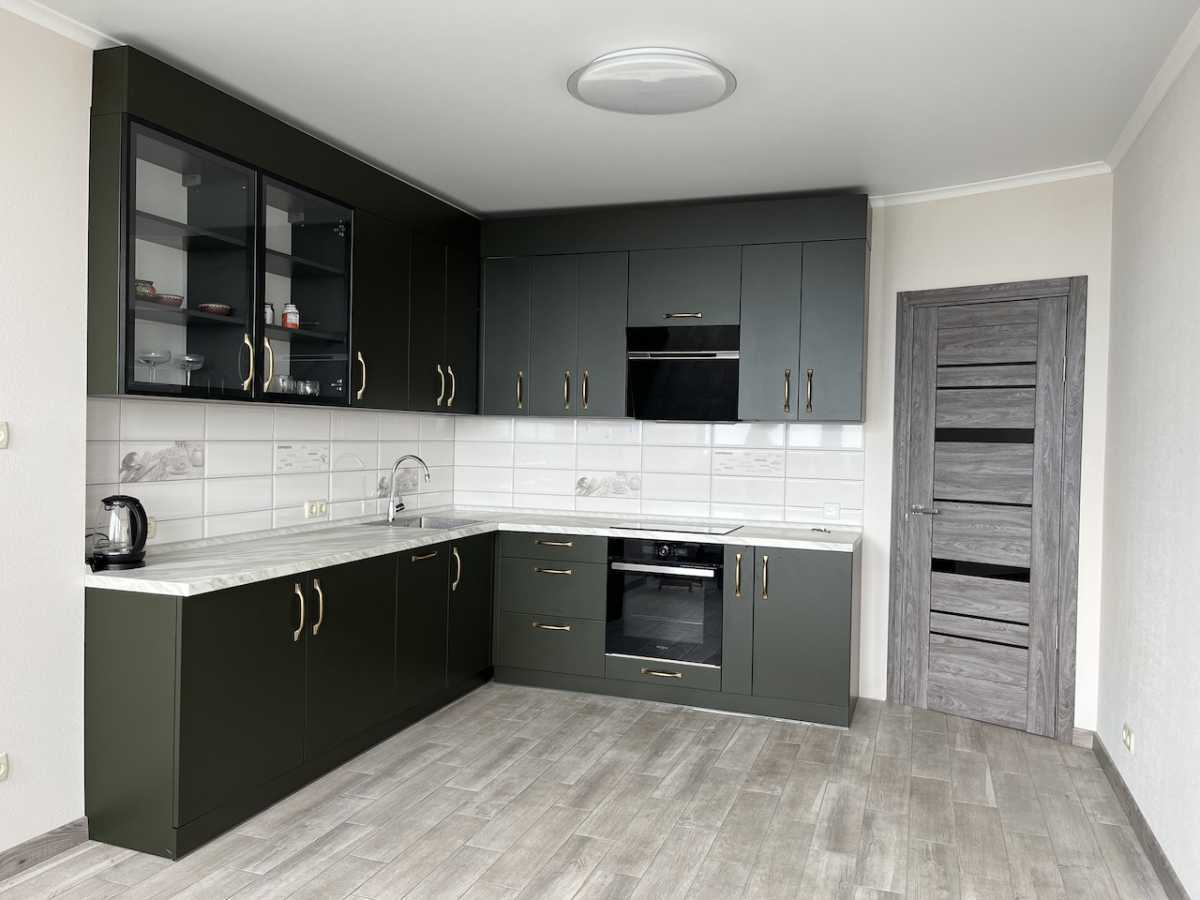 Продаж 3-кімнатної квартири 90 м², Юрія Пасхаліна вул., 17
