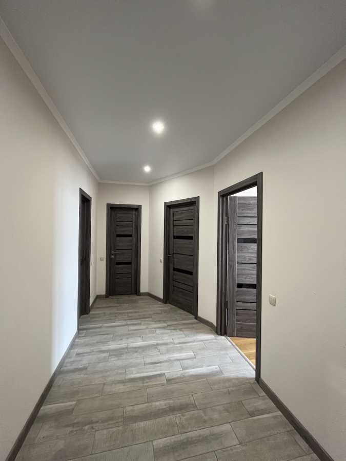 Продаж 3-кімнатної квартири 90 м², Юрія Пасхаліна вул., 17