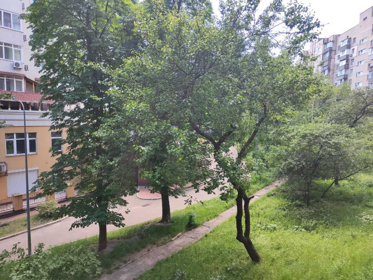 Продаж 2-кімнатної квартири 52.5 м², Генерала Тупікова вул., 11