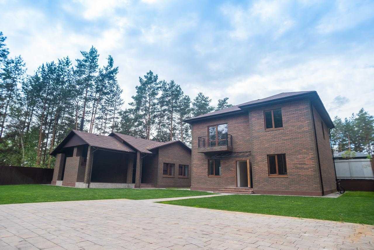 Продаж будинку 185 м², Тракторна вул., 95