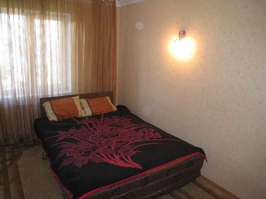 Аренда 3-комнатной квартиры 60 м², Раисы Окипной ул., 7