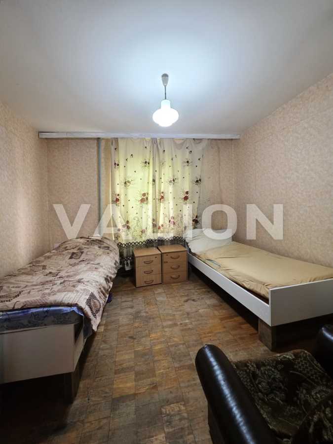 Продаж 3-кімнатної квартири 85 м², Підлісна вул., 6