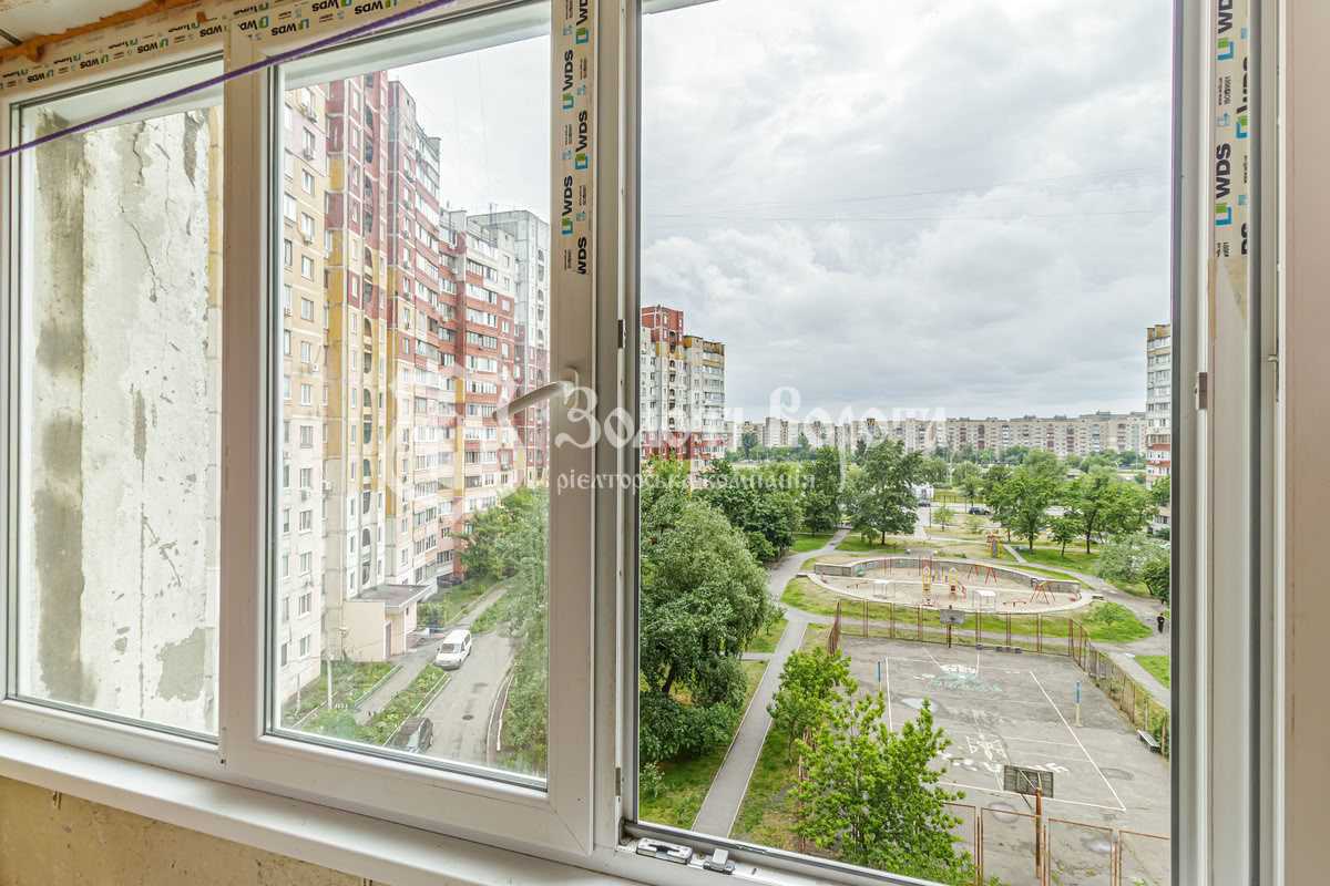 Продажа 2-комнатной квартиры 56 м², Николая Закревского ул., 5А