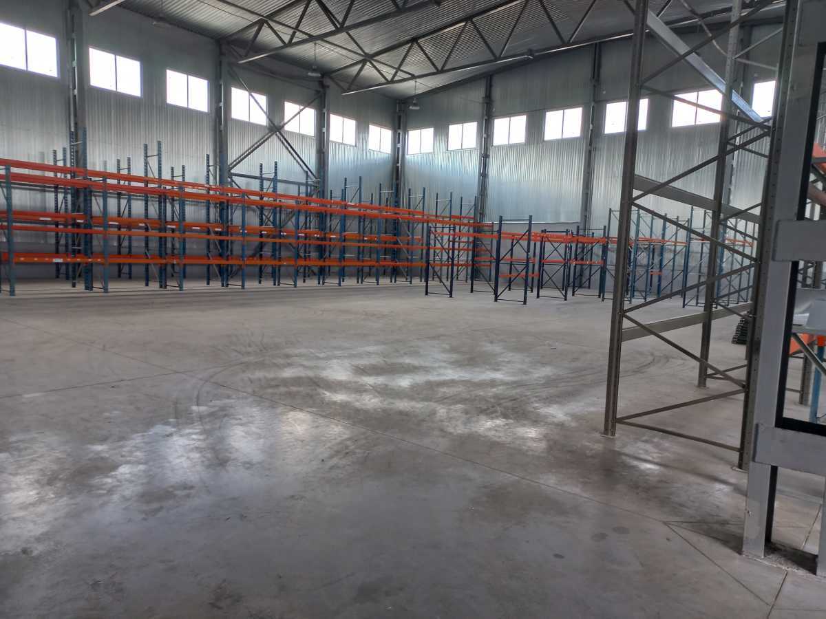 Аренда склада 700 м², Центральная ул.