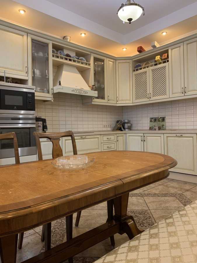 Продаж 2-кімнатної квартири 78 м², В'ячеслава Чорновола вул., 29/31
