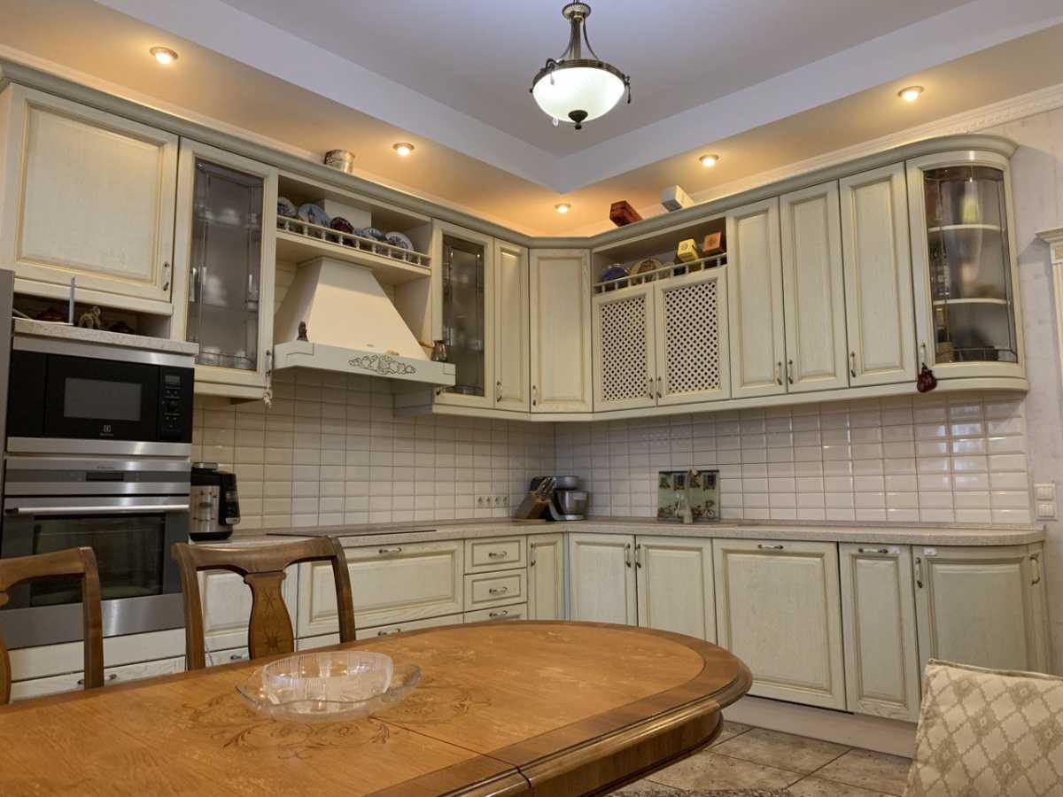 Продаж 2-кімнатної квартири 78 м², В'ячеслава Чорновола вул., 29/31