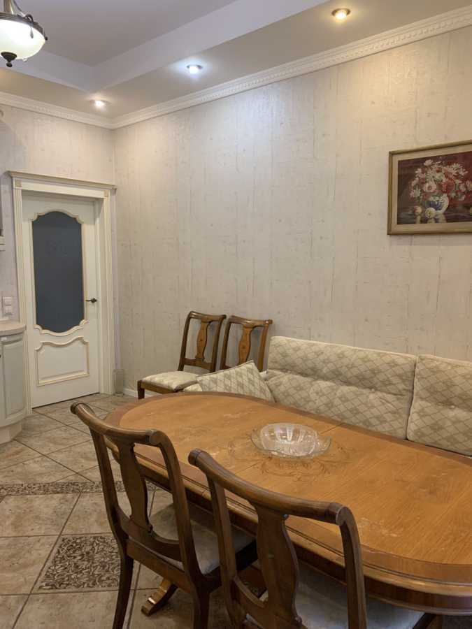 Продаж 2-кімнатної квартири 78 м², В'ячеслава Чорновола вул., 29/31