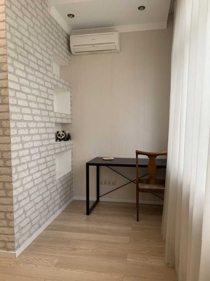Продаж 2-кімнатної квартири 78 м², В'ячеслава Чорновола вул., 29/31