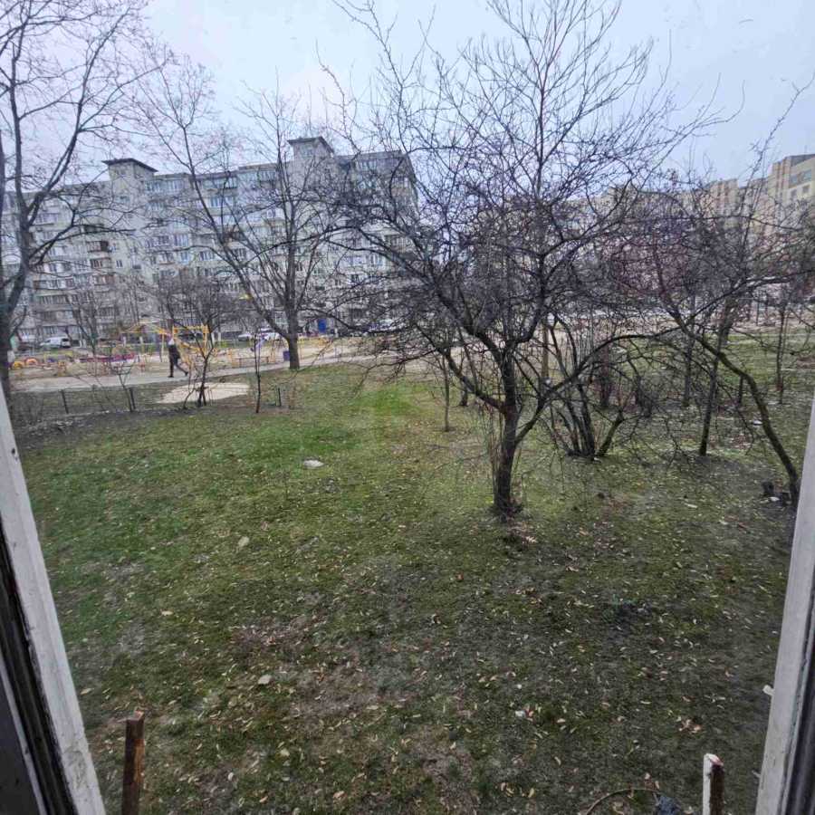 Продаж 2-кімнатної квартири 46 м², Маршала Малиновського вул., 13Б