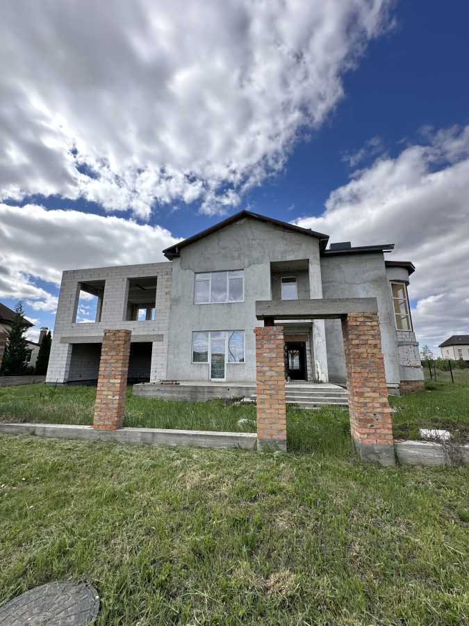 Продажа дома 350 м², мадридська
