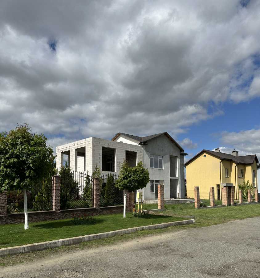 Продажа дома 350 м², мадридська