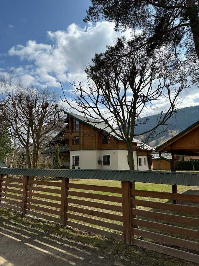 Продажа коттеджа 425 м², Гушевського