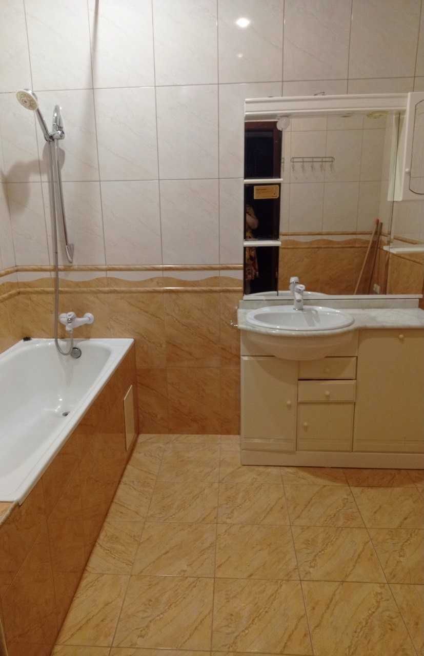 Будинок подобово 70 м², Космічна вул., ул.77