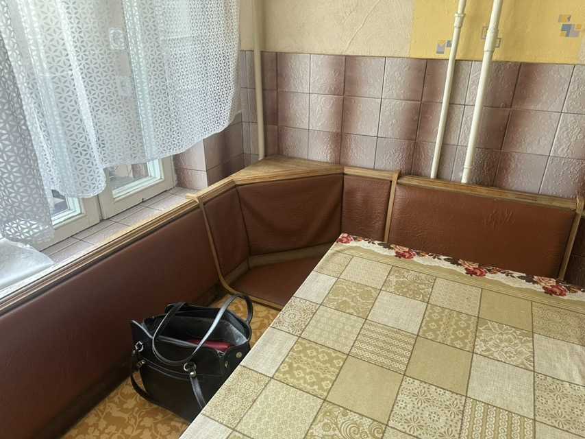 Оренда 1-кімнатної квартири 36 м², Мілютенка вул., 17А