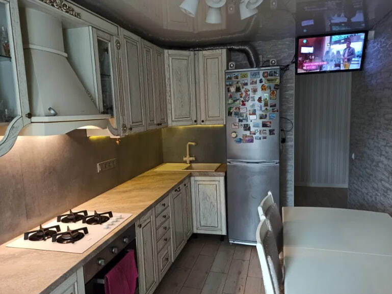Продаж 2-кімнатної квартири 70 м², Київська вул.
