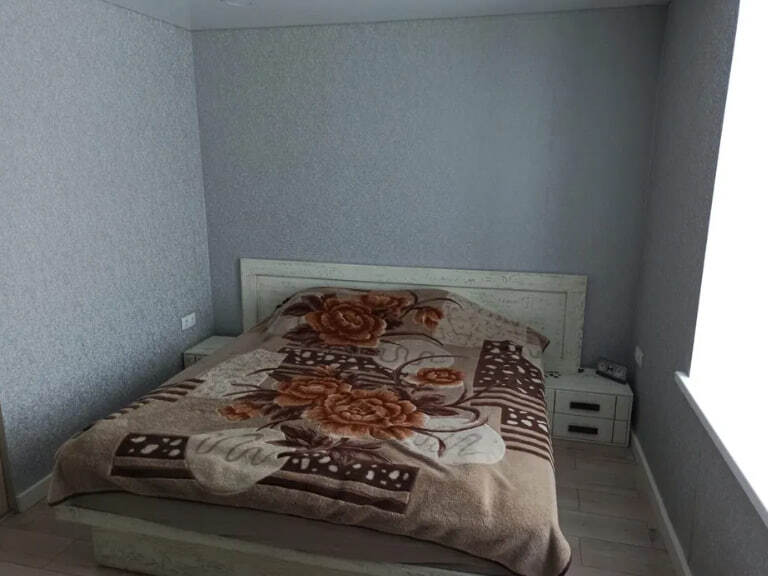 Продаж 2-кімнатної квартири 70 м², Київська вул.
