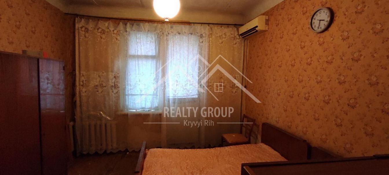 Продаж 3-кімнатної квартири 77 м², Ватутіна вул.