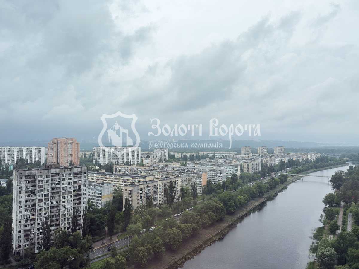 Продаж 1-кімнатної квартири 49 м², Євгена Сверстюка вул., 54