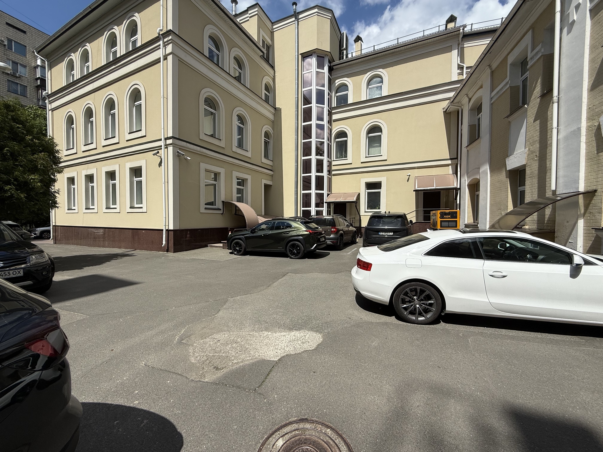 Продаж приміщення вільного призначення 410 м², Січових Стрільців вул., 26Б