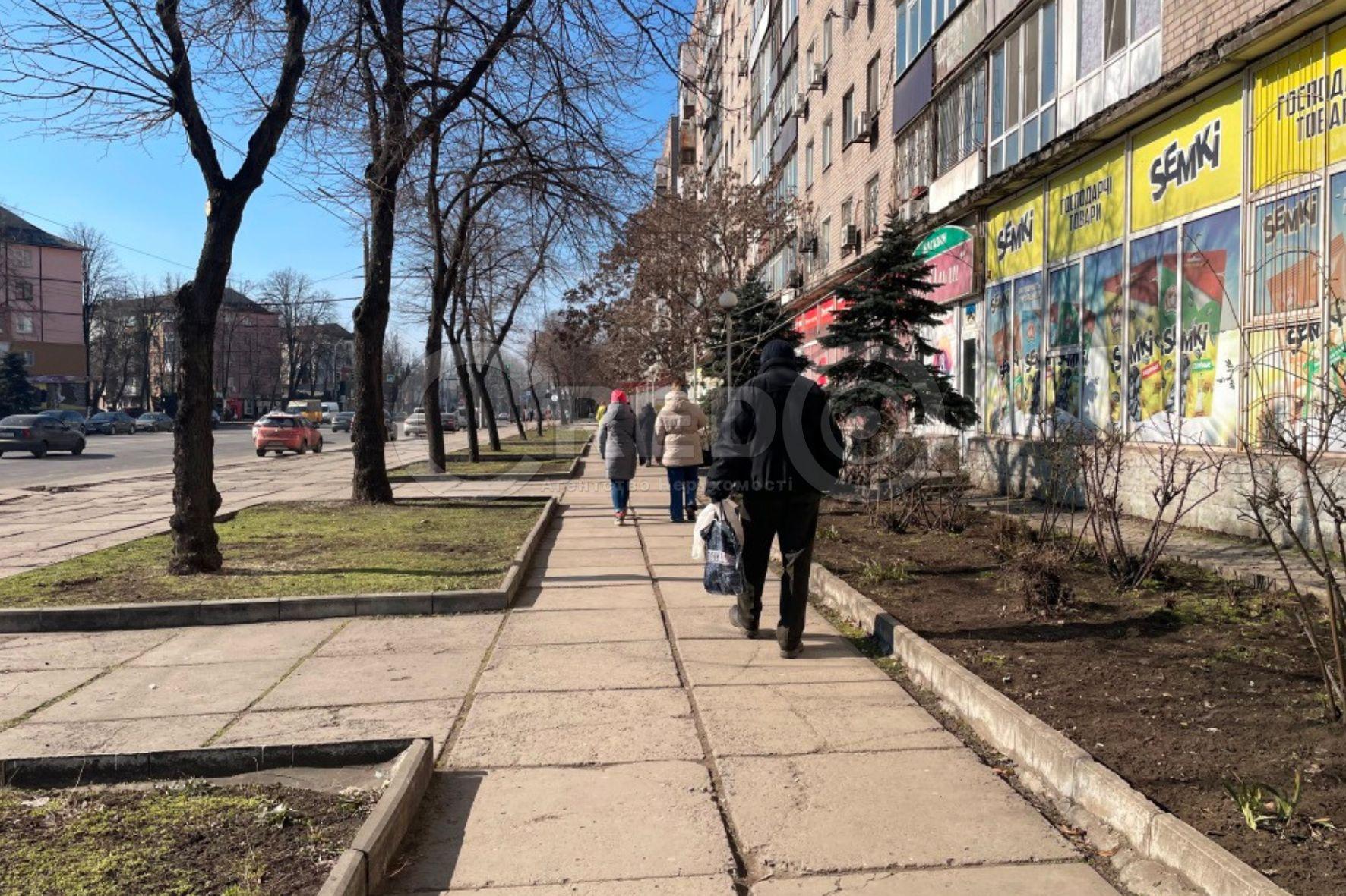 Аренда торгового помещения 260 м², Гагарина просп.