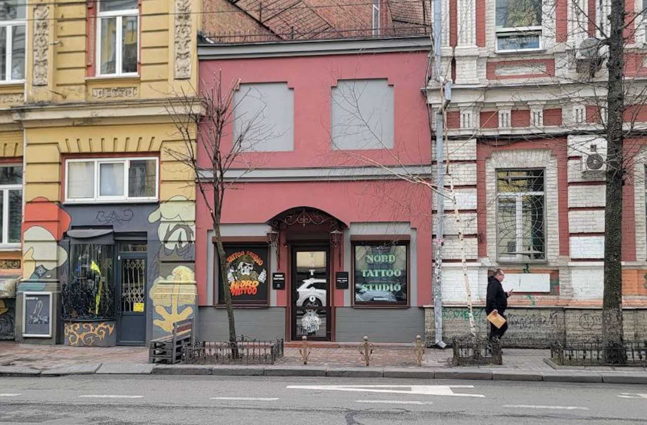 Аренда другого торгового помещения 108 м², Большая Житомирская ул., 13