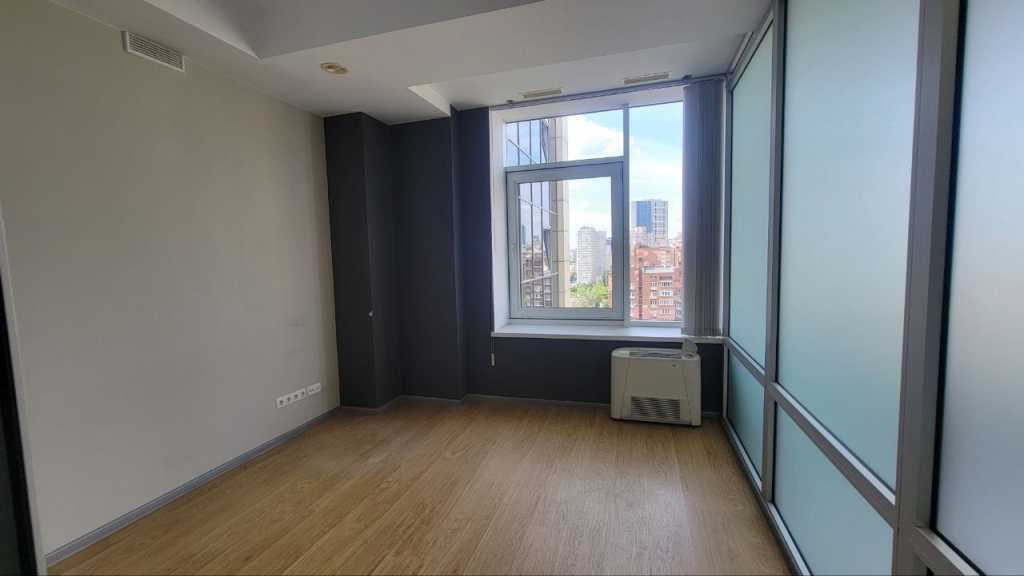Аренда другого торгового помещения 68 м², Владимира Антоновича ул., 172
