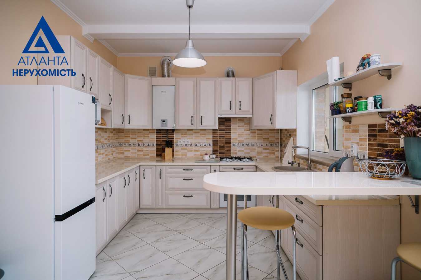 Продажа дома 202 м², Сонячна, 16а