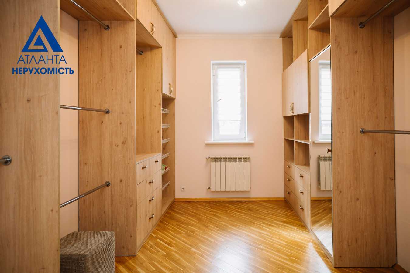 Продажа дома 202 м², Сонячна, 16а