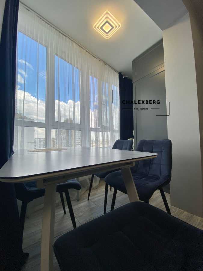 Продажа 1-комнатной квартиры 38 м², Андрея Аболмасова ул., 7
