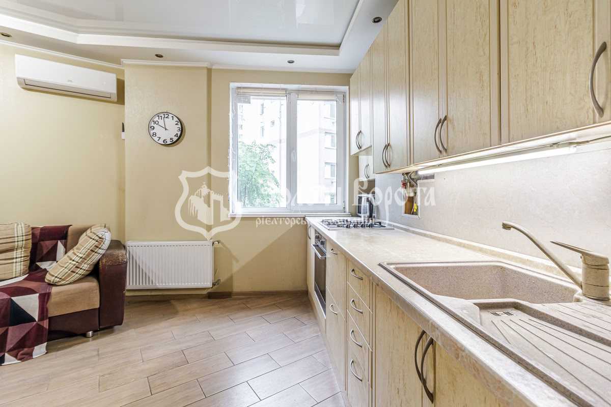 Продажа 2-комнатной квартиры 72.6 м², Ивана Франко ул., 6