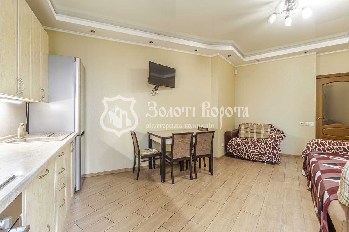 Продажа 2-комнатной квартиры 72.6 м², Ивана Франко ул., 6