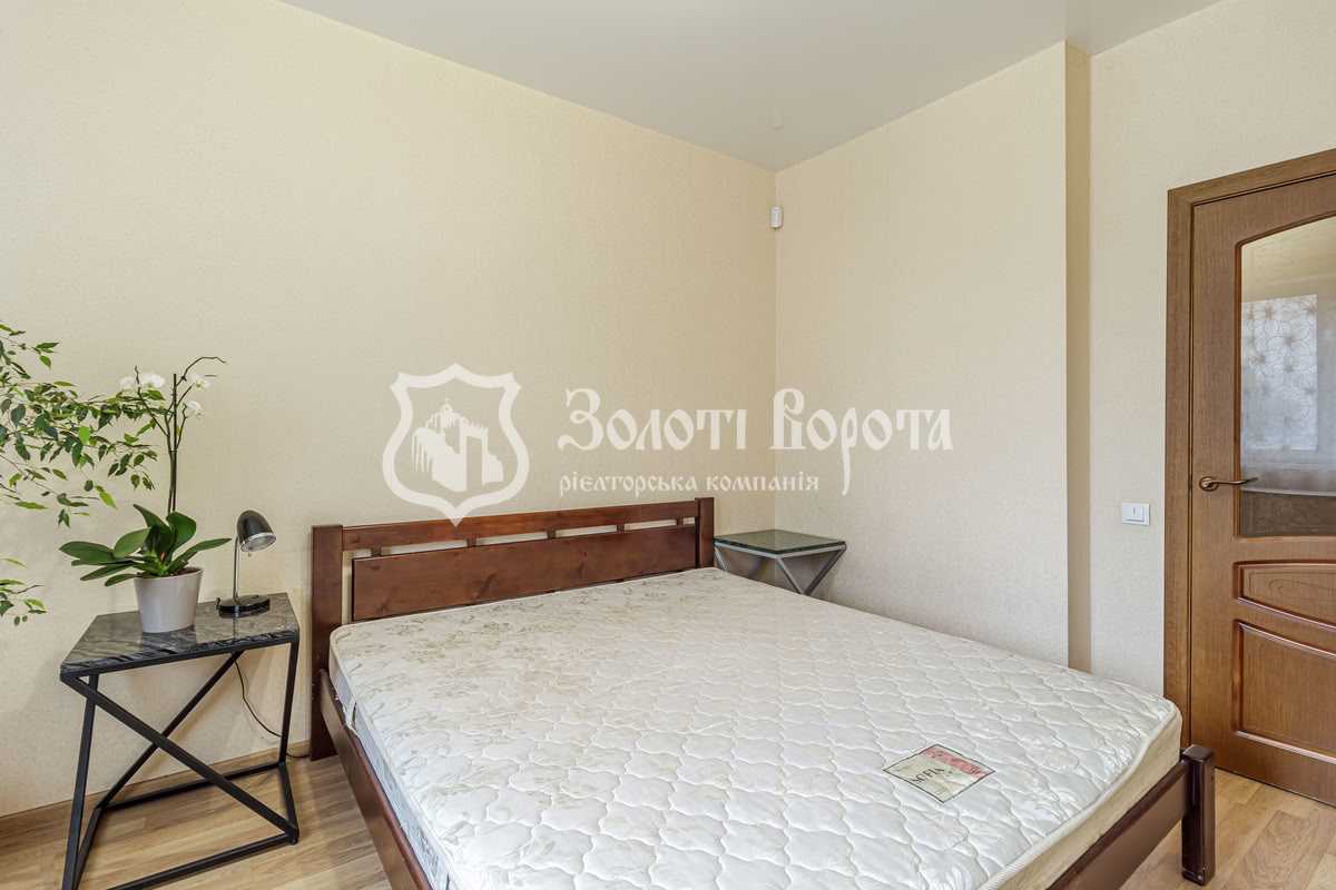 Продажа 2-комнатной квартиры 72.6 м², Ивана Франко ул., 6