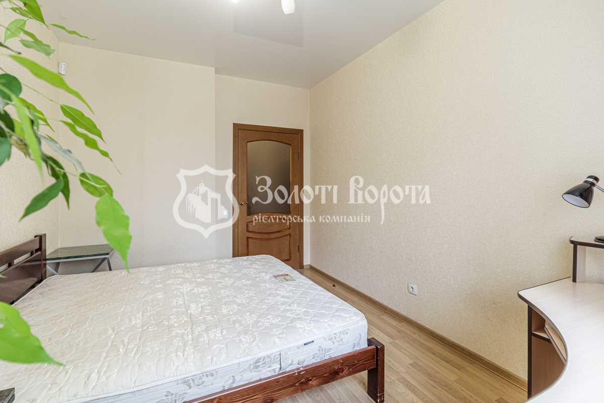 Продажа 2-комнатной квартиры 72.6 м², Ивана Франко ул., 6