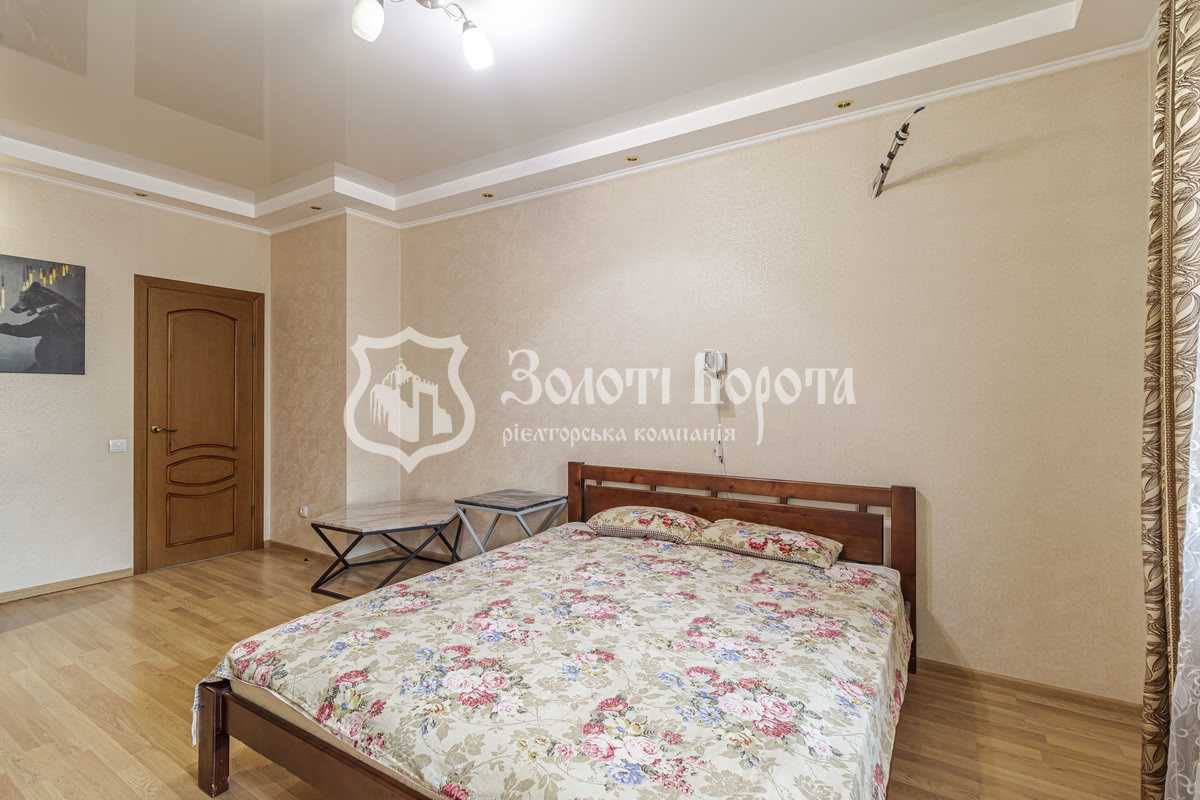 Продажа 2-комнатной квартиры 72.6 м², Ивана Франко ул., 6