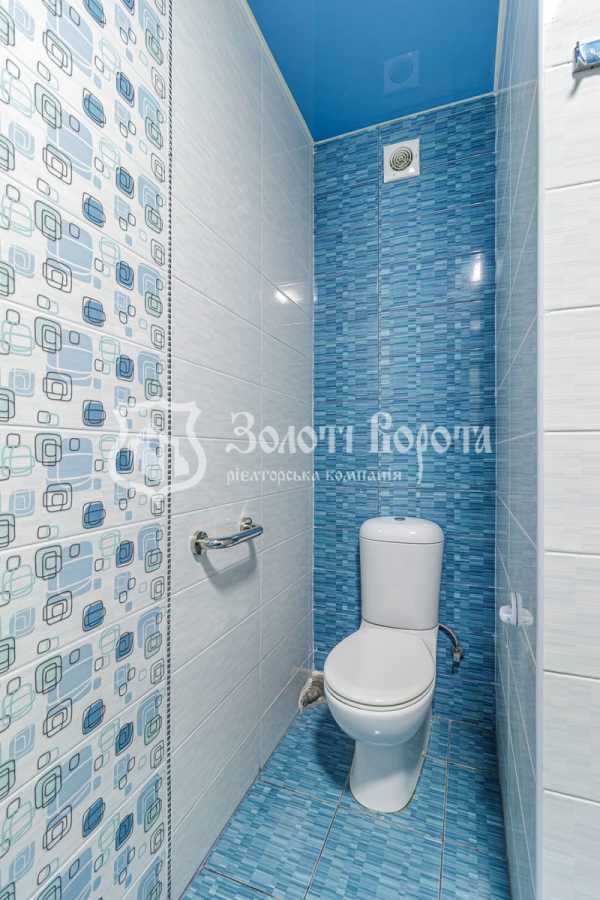 Продажа 2-комнатной квартиры 72.6 м², Ивана Франко ул., 6