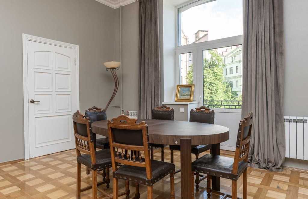 Аренда 3-комнатной квартиры 150 м², Олеся Гончара ул., 74А