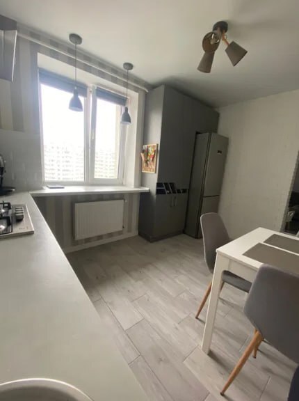 Продажа 1-комнатной квартиры 48.3 м², Михаила Лушпы просп.