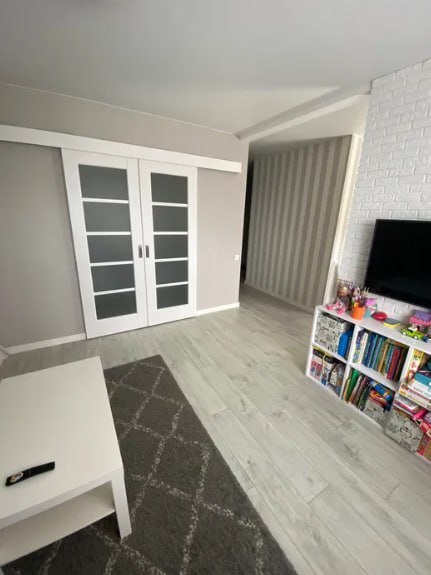 Продажа 1-комнатной квартиры 48.3 м², Михаила Лушпы просп.
