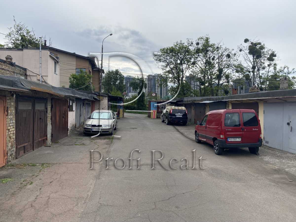 Продажа гаража 18 м², Товарная ул., 10