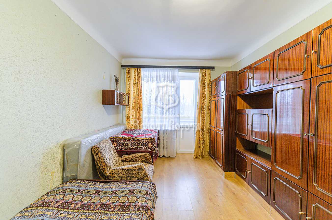 Продажа 3-комнатной квартиры 55.9 м², Строителей ул., 24