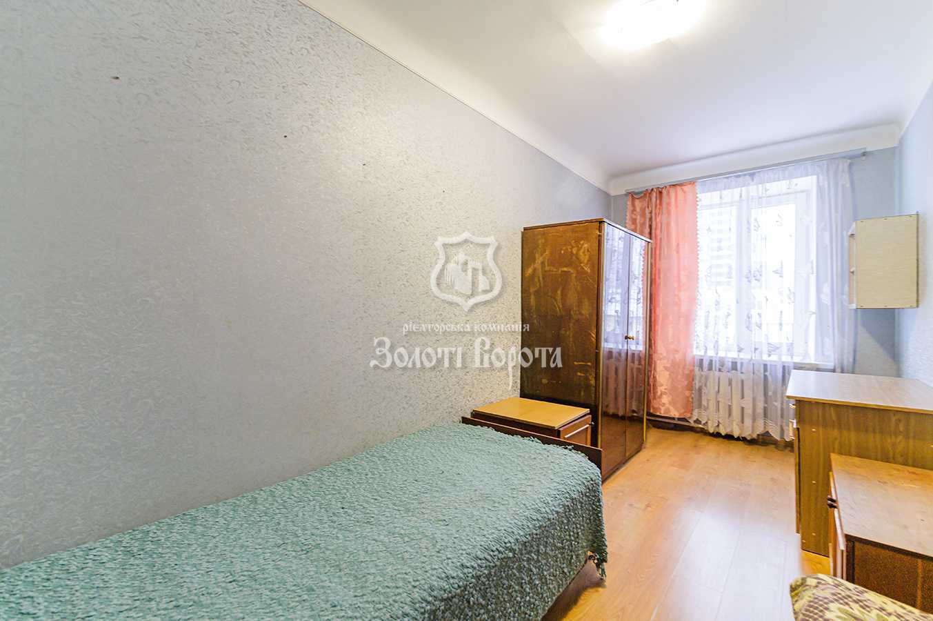 Продажа 3-комнатной квартиры 55.9 м², Строителей ул., 24
