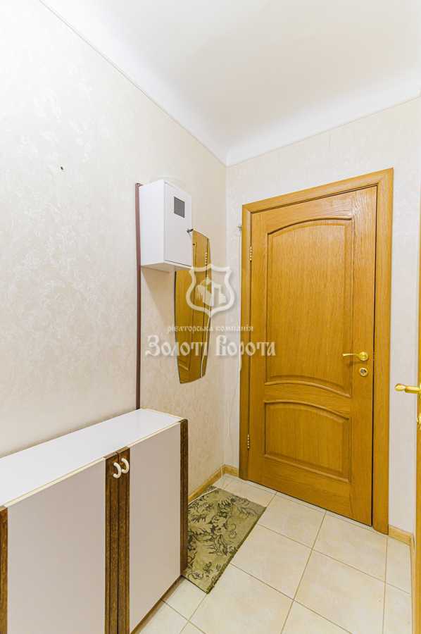Продажа 3-комнатной квартиры 55.9 м², Строителей ул., 24