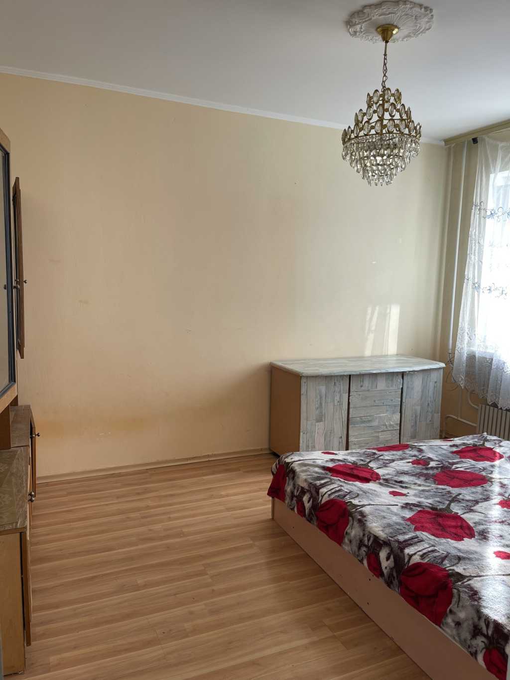 Продажа 5-комнатной квартиры 98.3 м², Кармелюка ул.