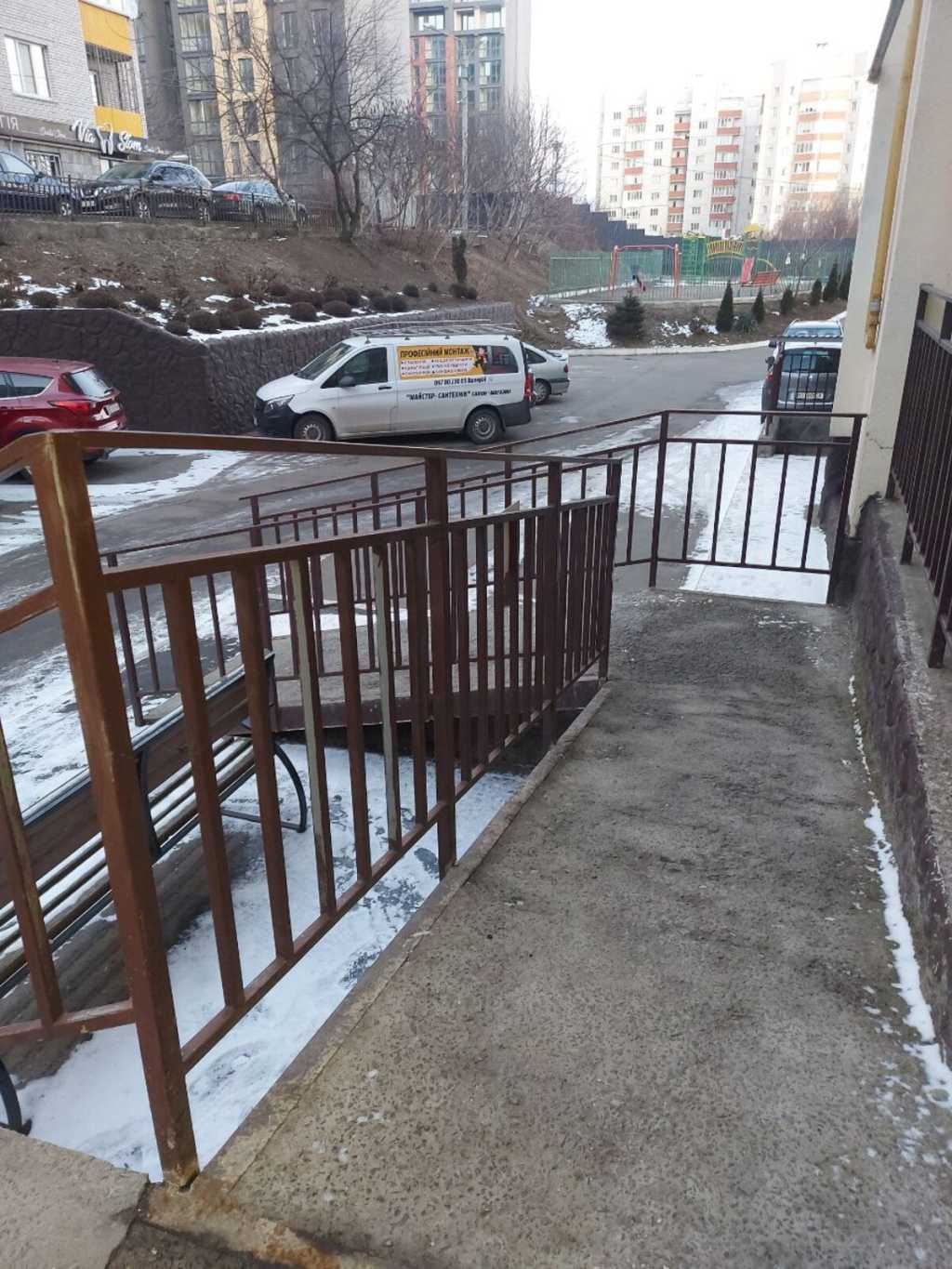 Продажа 2-комнатной квартиры 65 м², Мира просп.
