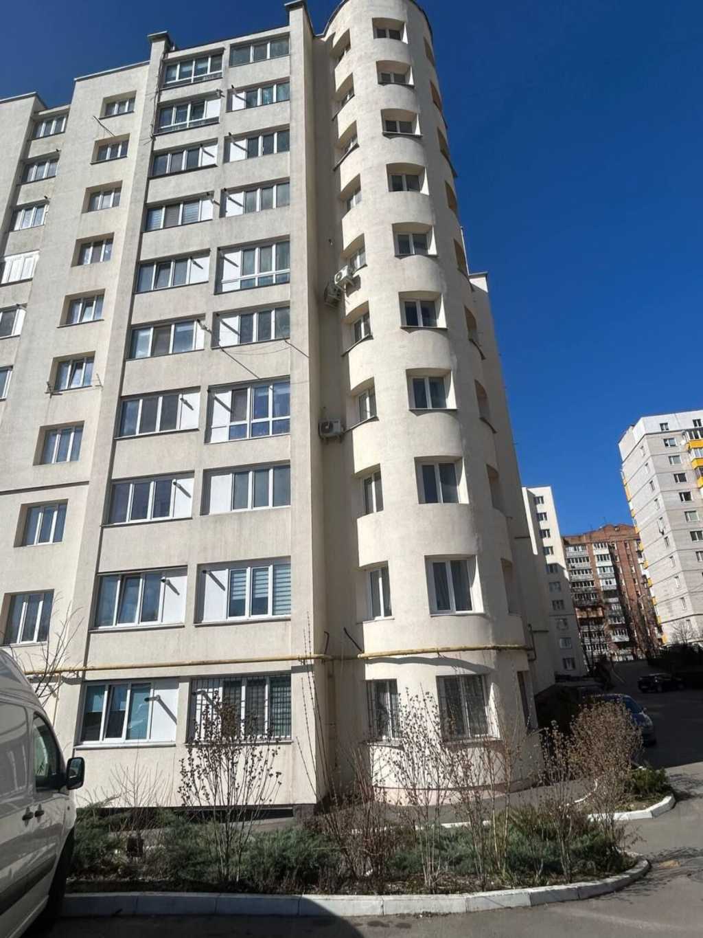 Продажа 2-комнатной квартиры 65 м², Мира просп.