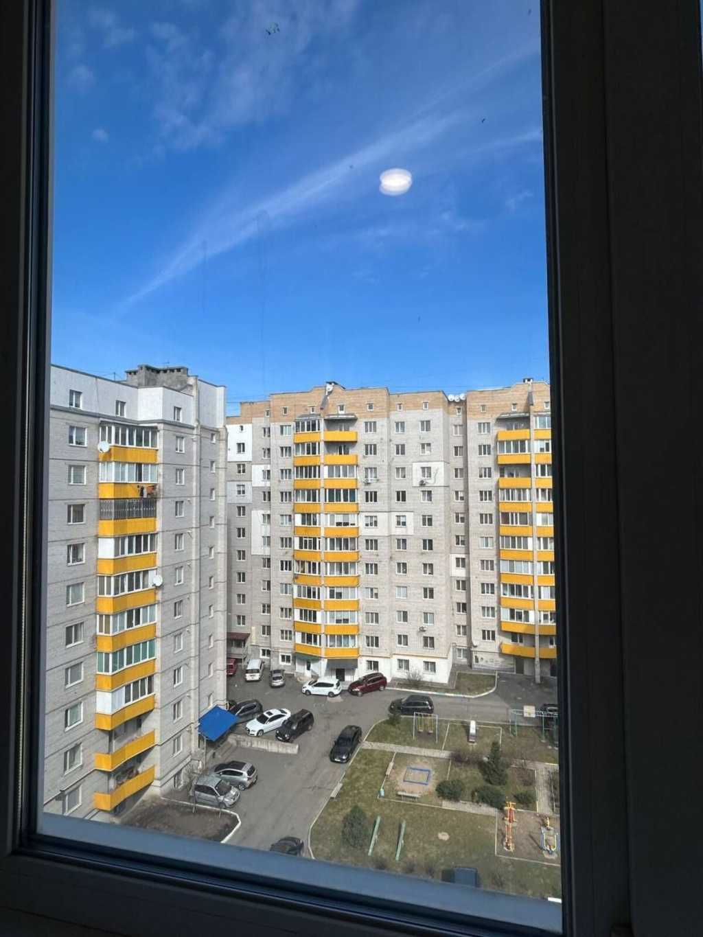 Продажа 2-комнатной квартиры 65 м², Мира просп.