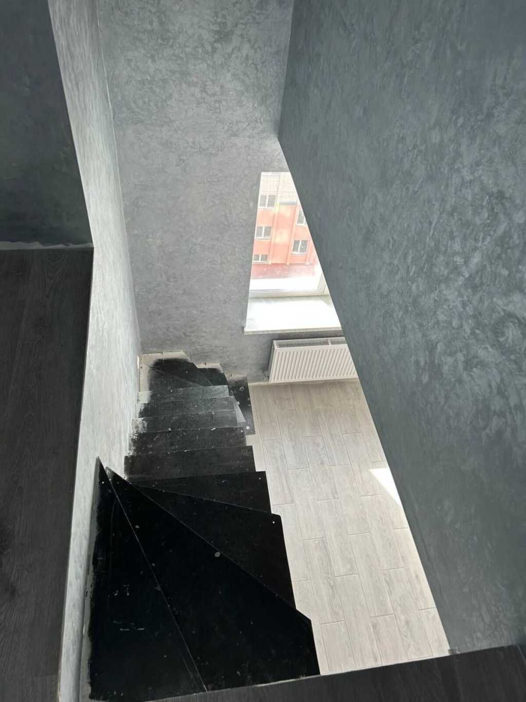 Продажа 2-комнатной квартиры 65 м², Мира просп.