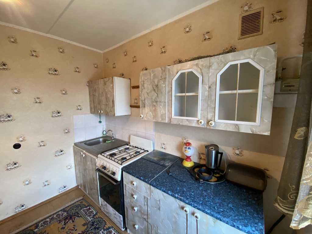 Продажа 2-комнатной квартиры 50.4 м², Больничная ул.